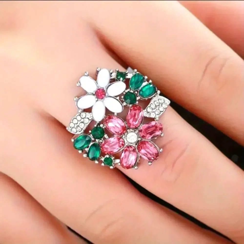 Bohemian floral ring sz 6